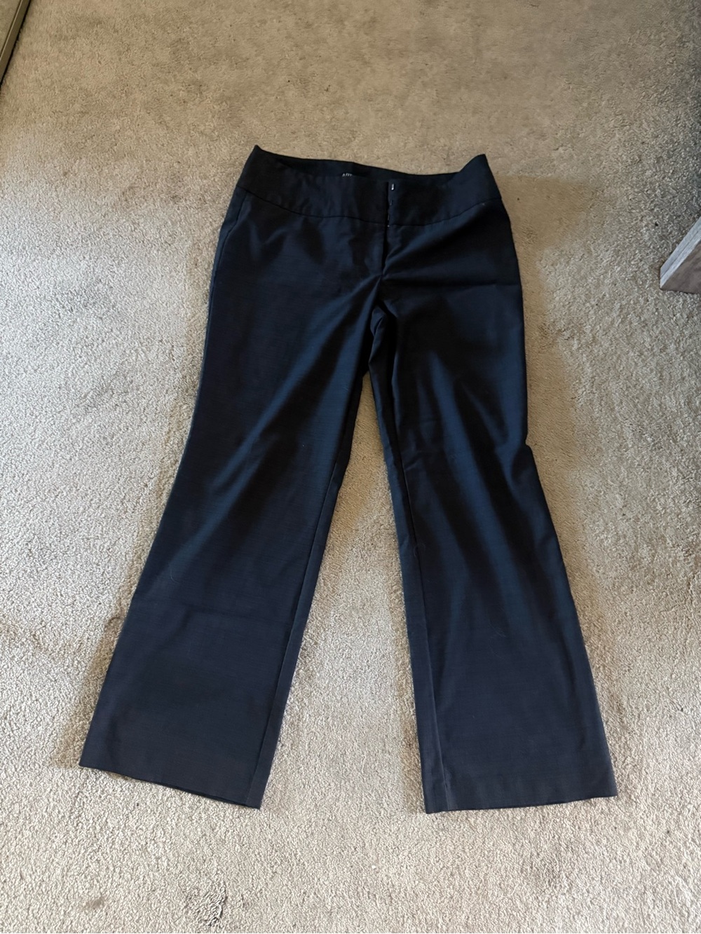 Apt. 9 Women’s 12P Petite Dark Navy Dress Pants with Button Detail